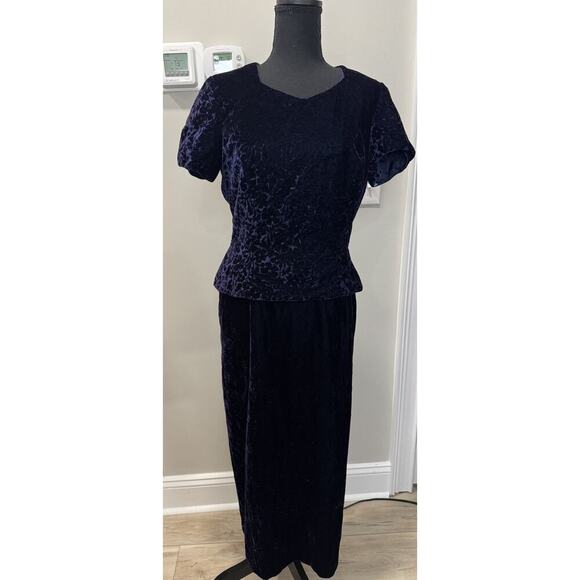 Vintage Talbots Dark Academia Velvet Dress Navy Violet Peplum Gothic Size 8 - Picture 1 of 9